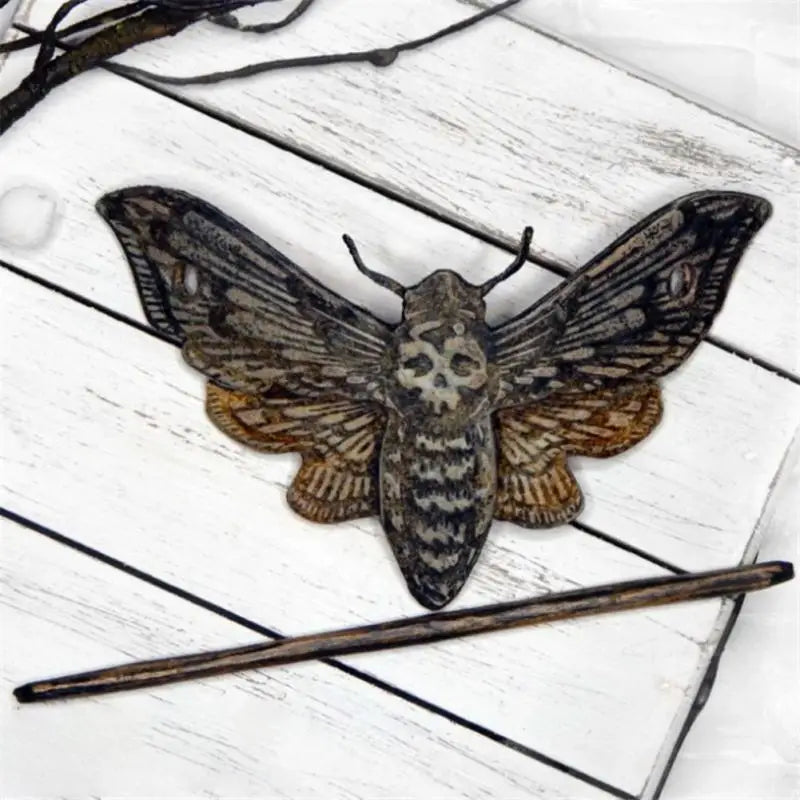 Dark Crown Skull Clip